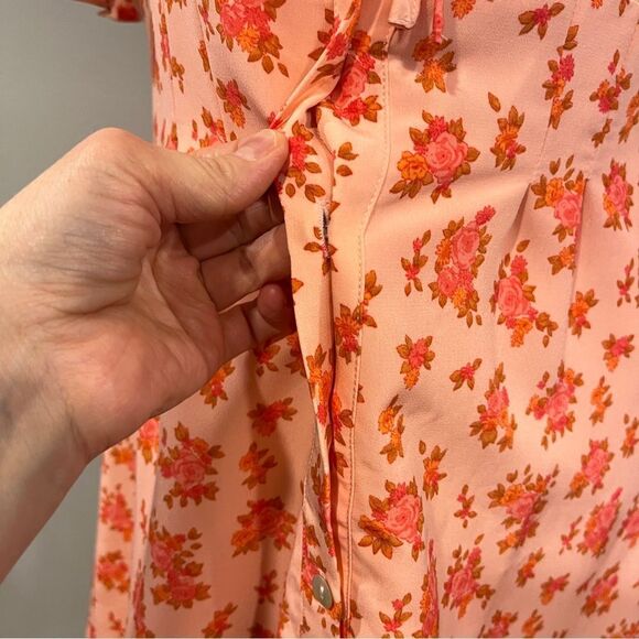 ASOS Bright colored Button Down Short Sleeve Dress with Floral Design - Picture 4 of 13